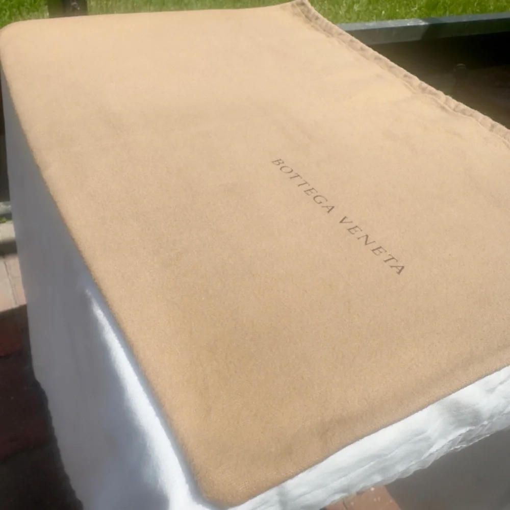 Bottega Veneta authentic bottega